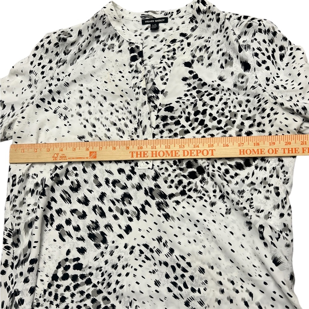 🩷 3/$20 Hilary Radley Large Women's Black and White Printed Top - Picture 7 of 9